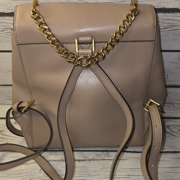 Michael Kors Mindy MD Leather Backpack Pre-owned main image 10